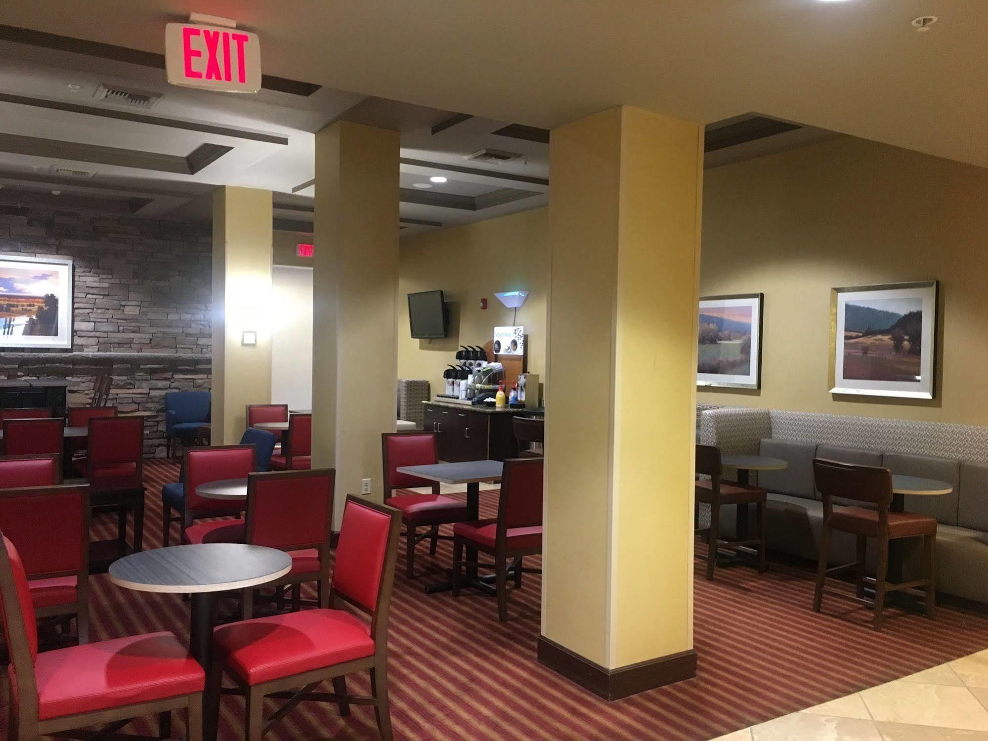 Holiday Inn Express Hotel & Suites Napa Valley-American Canyon By Ihg Zewnętrze zdjęcie